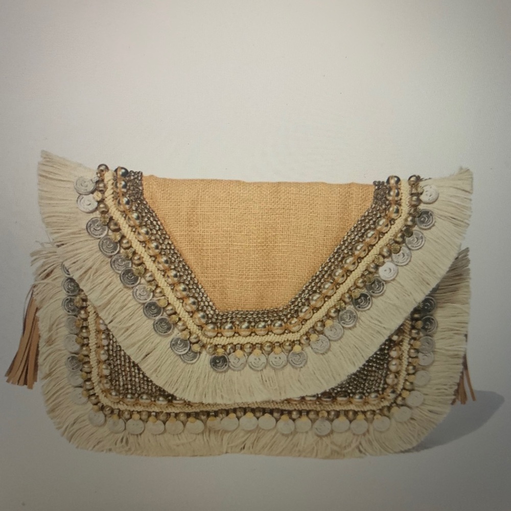 Shashi-Leela clutch
